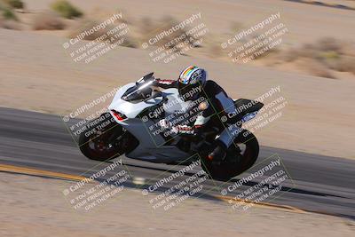 media/Dec-10-2023-SoCal Trackdays (Sun) [[0ce70f5433]]/Turn 9 Inside Set 2 (1115am)/